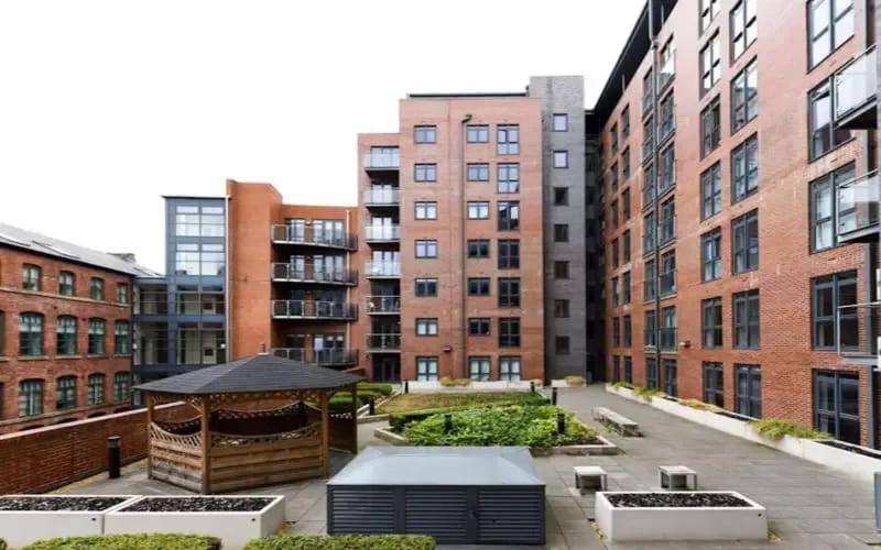 Corner House In Sheffield 아파트 외부 사진