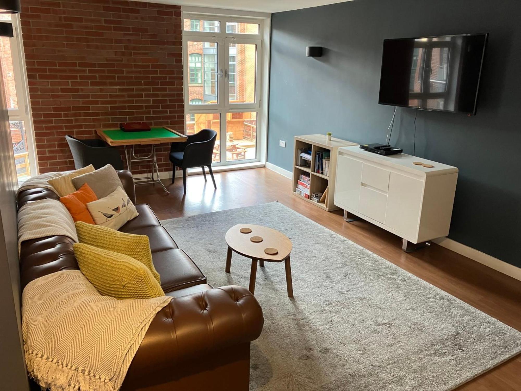 Corner House In Sheffield 아파트 외부 사진